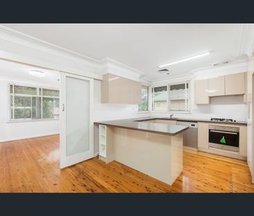 27 Annabelle Crescent, Kellyville, NSW 2155 - Photo 2