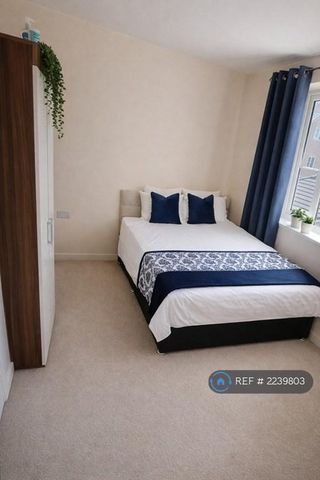 1 bedroom in a house share to rent - Photo 5