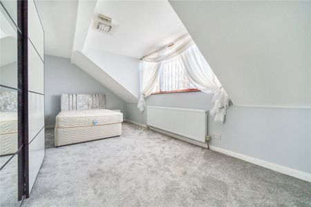 Russell Road, N13, London - Photo 4