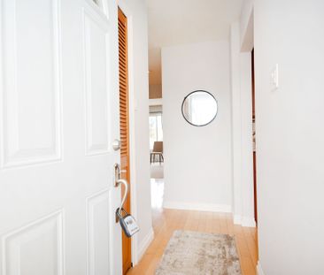 For Lease - 2335 Council Ring Road Unit# Main, Mississauga, Ontario - Photo 1