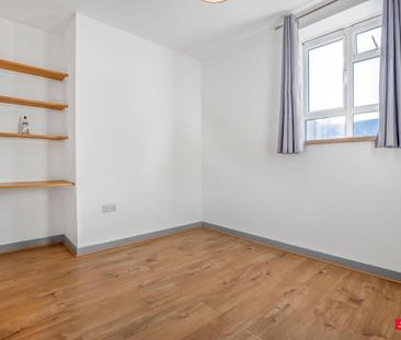 Kingswood Estate, London SE21 - Photo 1
