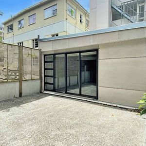 Welcome to apartment 5 at Sharella Living Thorndon - Photo 2