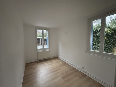 APPARTEMENT T2 NON MEUBLÉ - PROCHE TOUTES COMMODITÉS - Photo 3