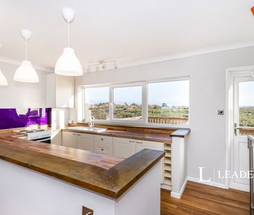 3 bedroom house to rent Sandy Beach Estate, PO11 - Photo 5