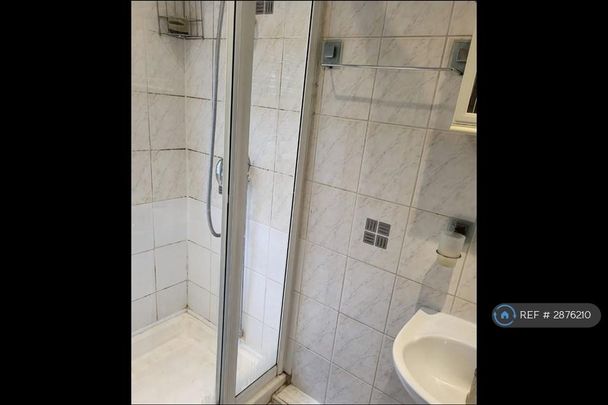 2 bedroom maisonette to rent - Photo 1