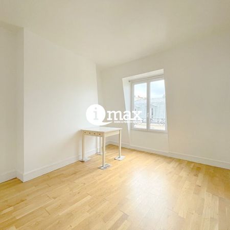 Location Appartement PARIS - - Photo 3