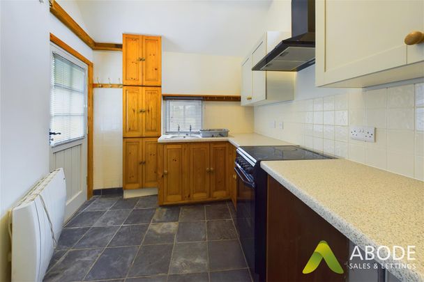 Stone Cottage Barn, Ellastone, Ashbourne DE6 2GU - Photo 1