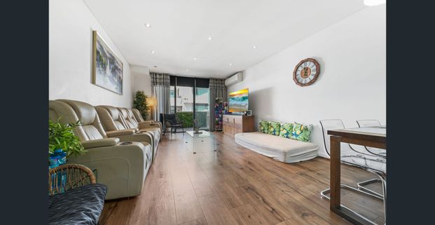 Modern 2-Bedroom Unit in Prime Rockdale Location. - Photo 1