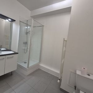 Location Appartement 2 pièces 42m² LILLE 59260 - Photo 3