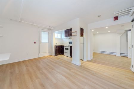 For Lease - 44 Emerald Crescent Unit# 6, Toronto, Ontario - Photo 3