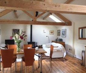 2 bedroom barn conversion to rent - Photo 6