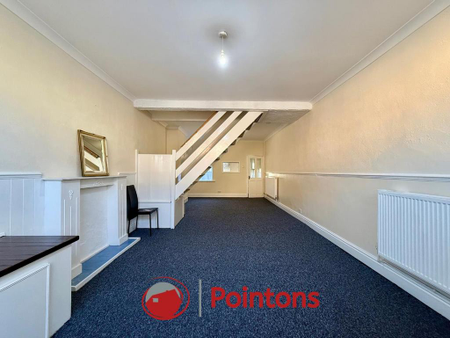 3 bedroom terraced house to rent - Photo 2