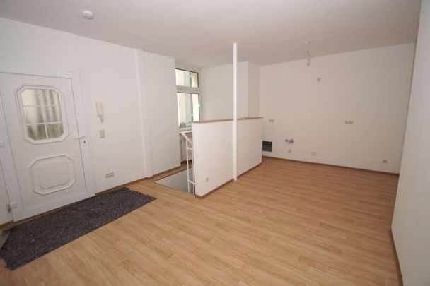 2-Zimmer-Wohnung im Hinterhaus mit viel zusätzlichem Platz im Untergeschoß - Photo 1