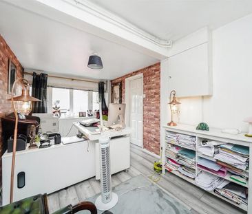 3 bedroom detached house to rent - Photo 1