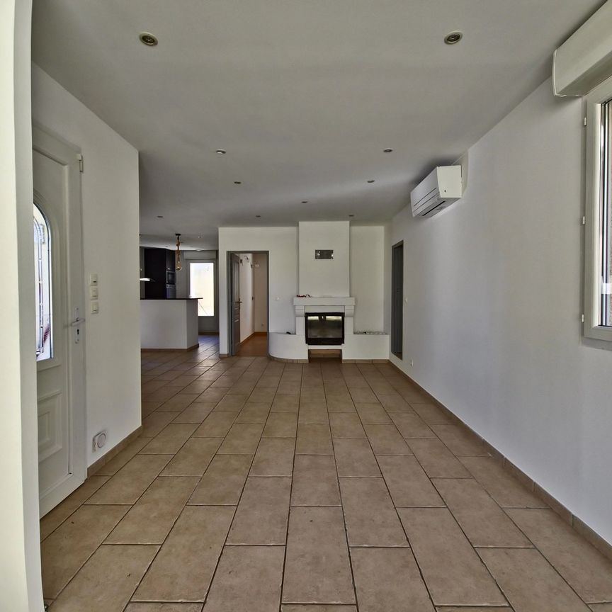 Location Maison 4 pièces 82m² MARSEILLE 11ème - Photo 1