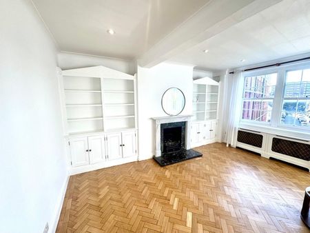 2 Bed Flat, Kensington Church Street, W8 - Photo 4