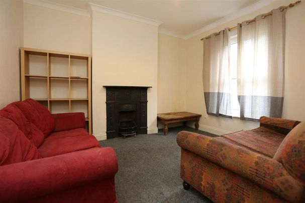 5 bedroom house to rent - Photo 1