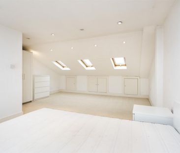 3 bedroom apartment to rent - Photo 1