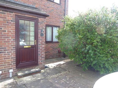 2 bedroom terraced house to rent - Photo 3