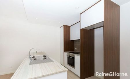 Stylish Residence - Photo 5