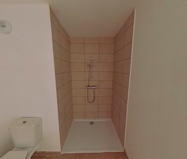 Location Appartement 2 pièces 46m² LUCE 28110 - Photo 3