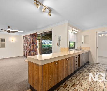Spacious Family Home For Rent In Peaceful Werrington County Cul-de-... - Photo 2