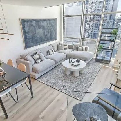 High-End 2Bdr Loft in Downtown – Huge Windows & Modern Elegance! - Photo 1