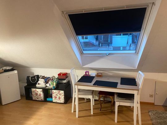Charmantes 1-Zimmer Apartment im Dachgeschoss in Neuss/HBF - Photo 1