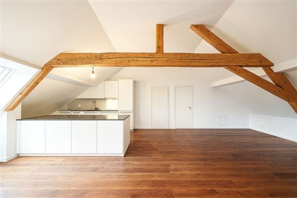 Modern 3.5-room penthouse apartment in Steckborn – central, bright and well-equipped - Photo 1