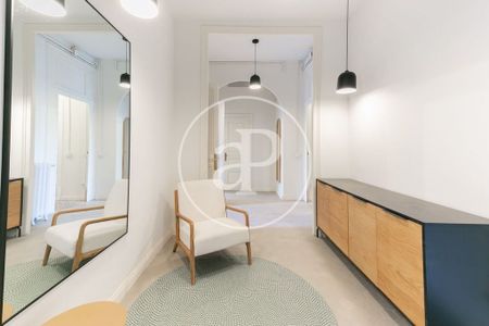 Luxury Flat for rent in Barcelona, Catalonia - Photo 2