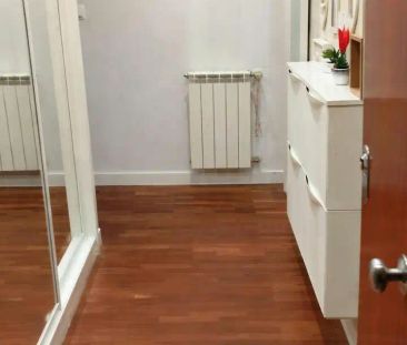 Piso de alquiler en Martxoak 8 Etorbidea, 21, Salburua - Arantzabela - Photo 2