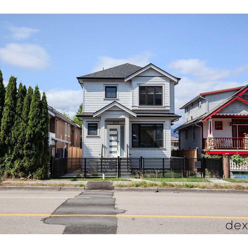 2219 E 1ST AVENUE, Vancouver, British Columbia - Photo 1