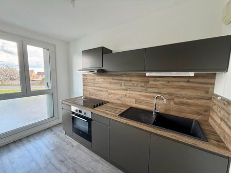 Location Appartement 2 pièces 46m² - Photo 2