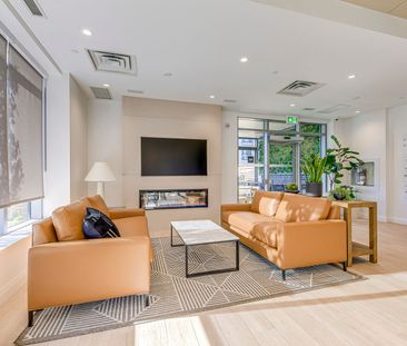 For Lease - 3250 Carding Mill Trail Unit# 427, Oakville, Ontario - Photo 1