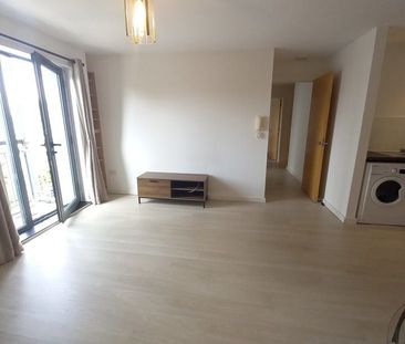 2 Bed Flat, Ordsall Lane, M5 - Photo 1