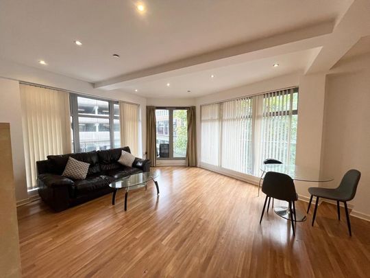 2 bedroom flat to rent - Photo 1