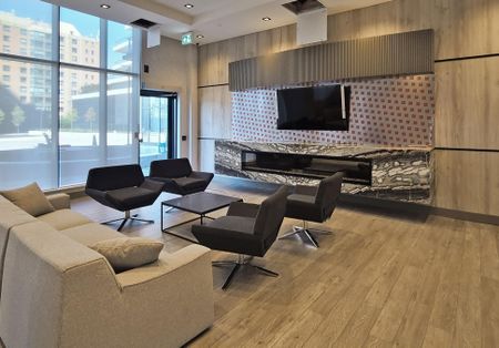 For Lease - 15 Watergarden Drive Unit# 210, Mississauga, Ontario - Photo 2