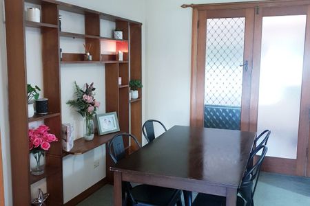 444 Schubach Street, East Albury - Photo 2