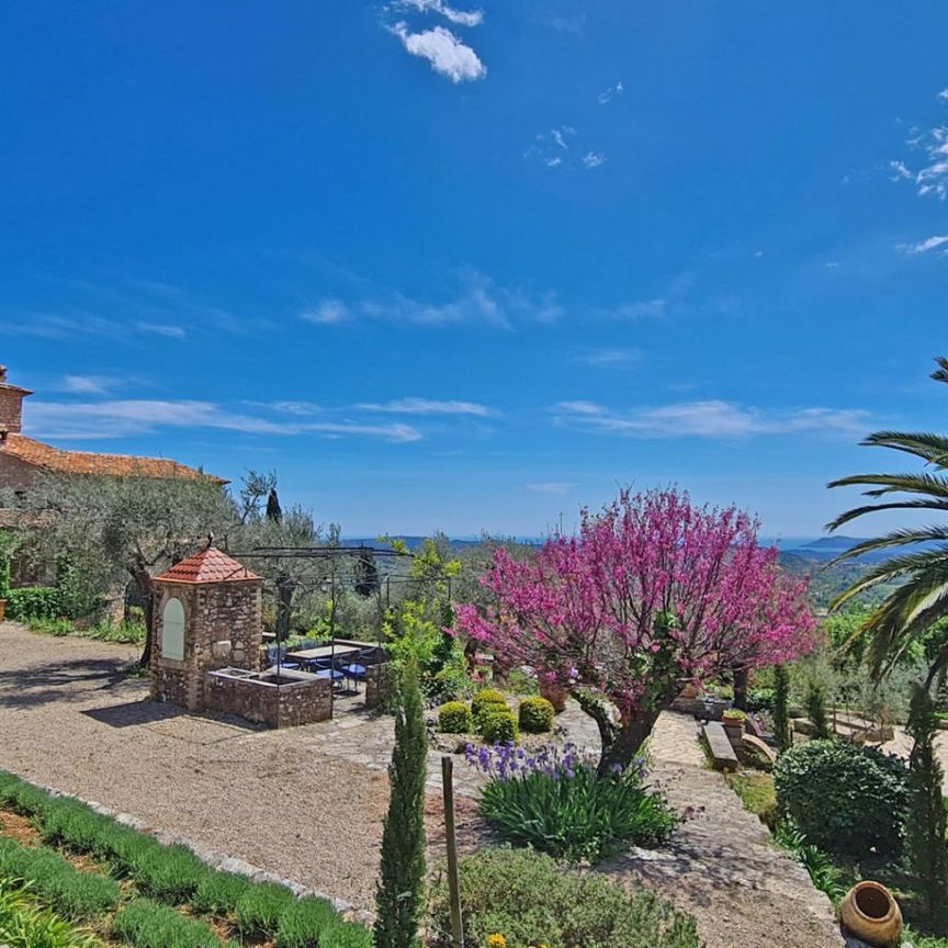 Cote d'Azur, à louer, sublime bâtisse du XVII e siècle entièrement rénovée - Photo 1