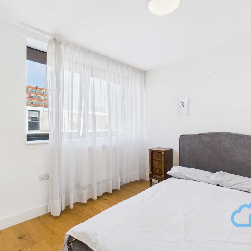 RM3 Westmead | Farnborough | GU14 7SG - Photo 1