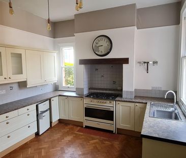 Clifton Road - Photo 4