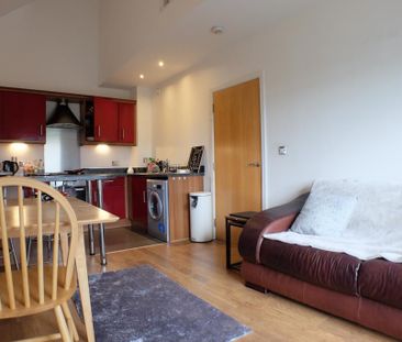 2 bedroom duplex to rent - Photo 2