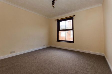 2 bedroom semi-detached house to rent - Photo 2