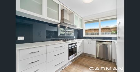 Beachside Living - Photo 3