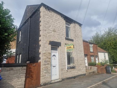 2 bedroom terraced house to rent - Photo 2
