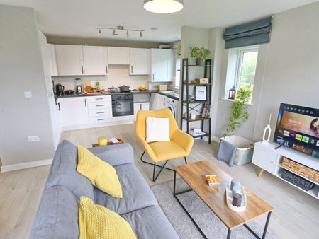 2 Bed Flat, Manchester, M11 - Photo 5