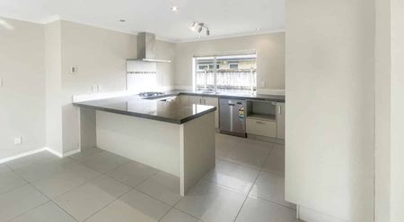 Flat Bush, 5 bedroom - Photo 3