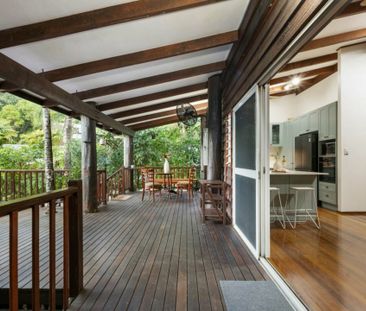 PICTURESQUE SURROUNDS!!! - Photo 1