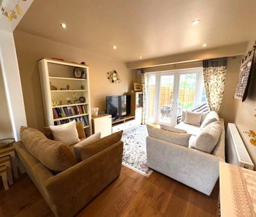 3 bedroom semi-detached house to rent - Photo 1