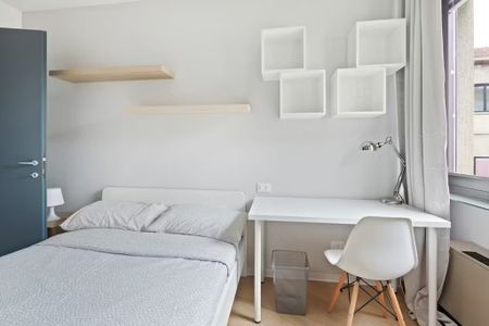 Via Privata Deruta, Milan, Lombardy 20132 - Photo 2